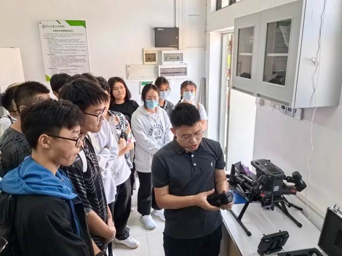 image local-20231203100935-4